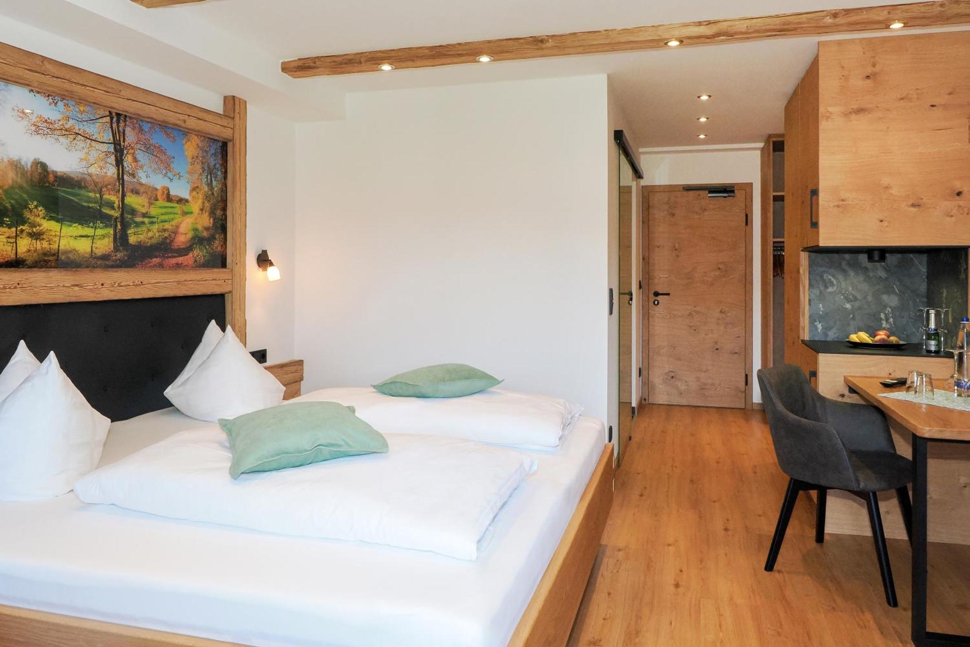 Gasthof - Pension Zur Post Achslach Bagian luar foto